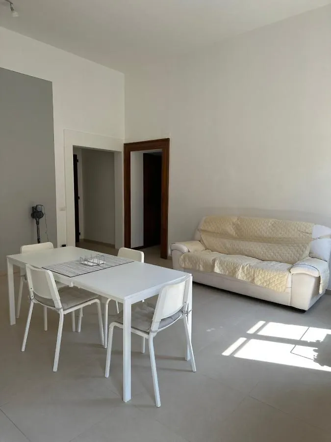 Alloggio in famiglia Grande Stanza Matrimoniale In Palazzo Signorile Appartamento Mirandola