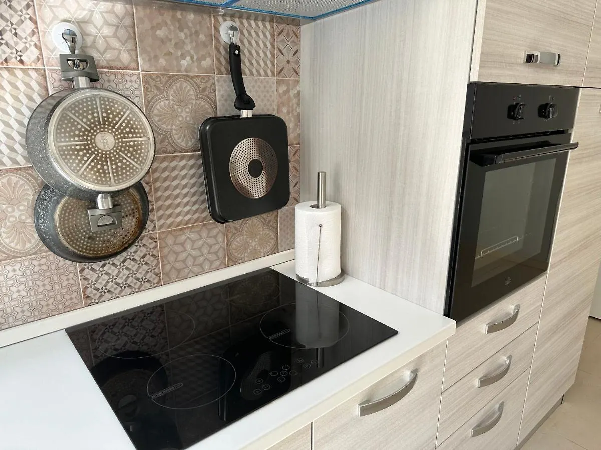Homestay Grande Stanza Matrimoniale In Palazzo Signorile Apartment Mirandola